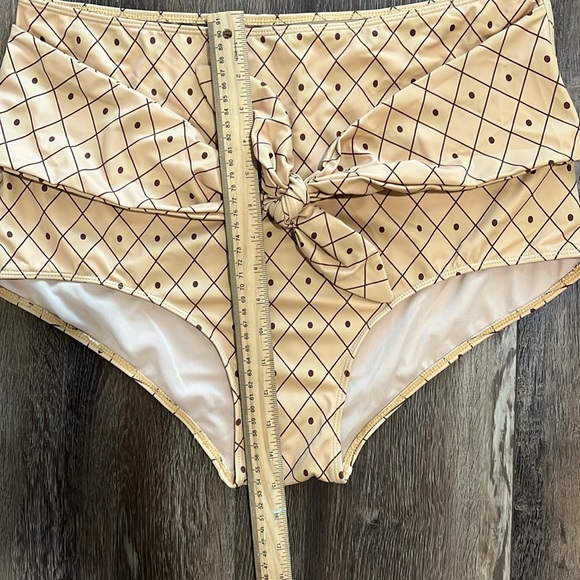 Kortni Jeane Tie-up front bottoms- Pineapple - Picture 7 of 7